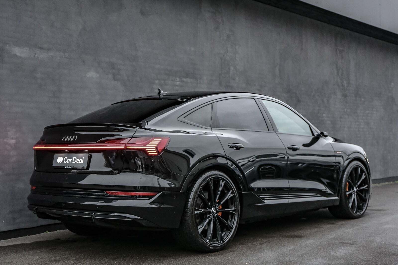Audi e-tron 55 S-line Sportback quattro
