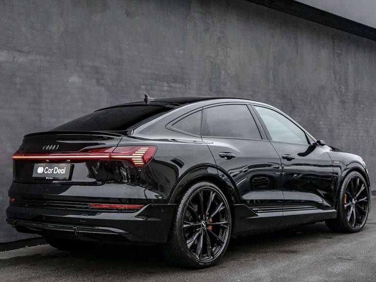 Audi e-tron 55 S-line Sportback quattro