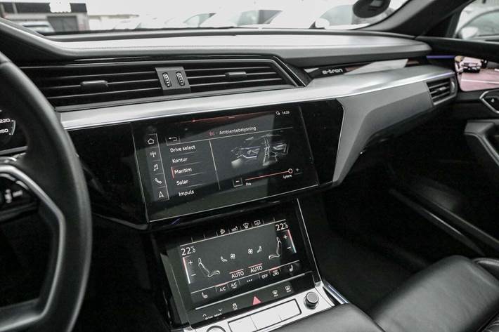 Sort Audi e-tron fra 2020