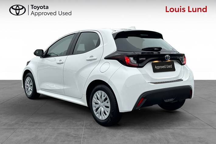 undefined Toyota Yaris fra 2024