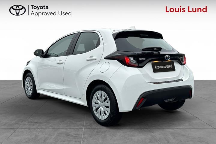 undefined Toyota Yaris fra 2024