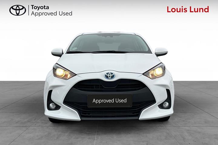 undefined Toyota Yaris fra 2024