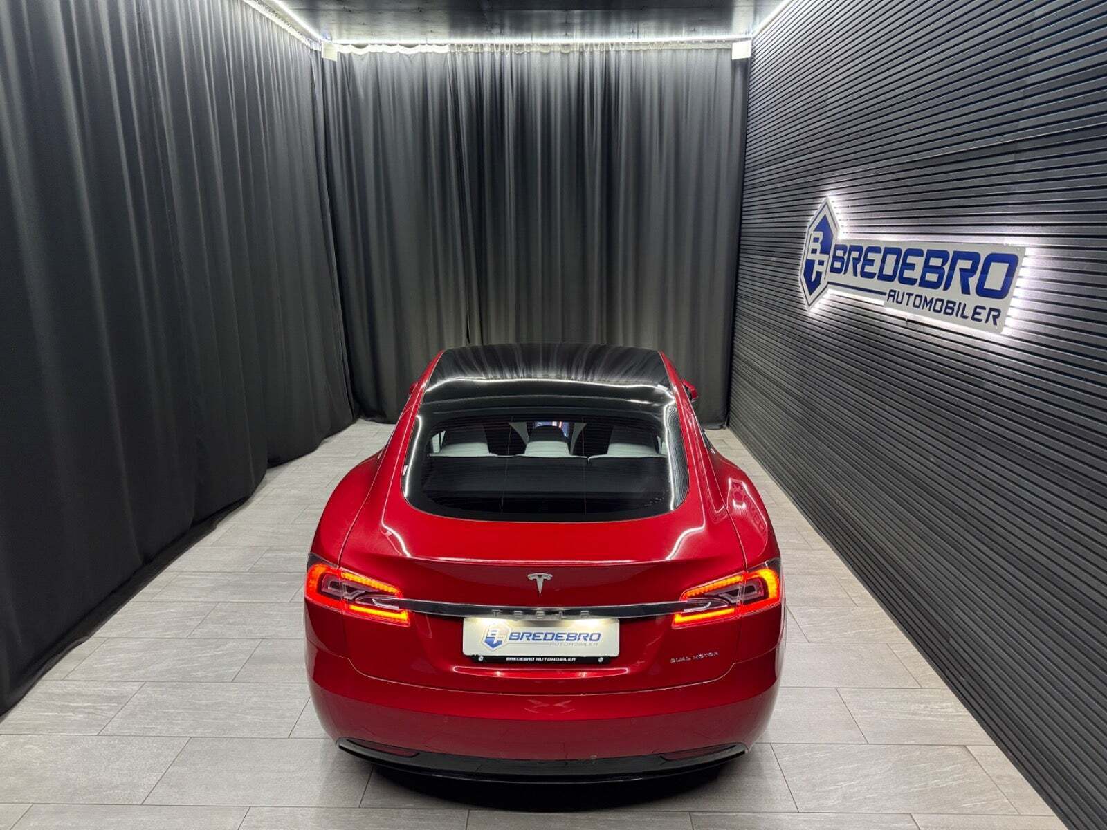 Tesla Model S Long Range AWD