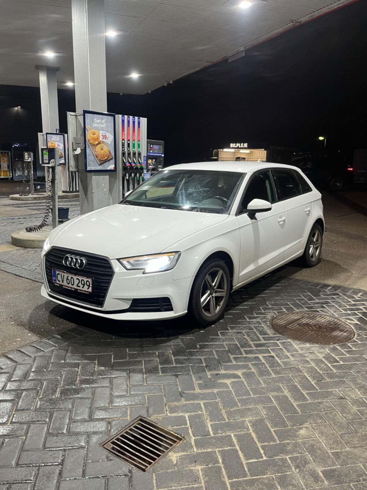 Audi A3 1,6 TDi 110 Sportback S-tr.