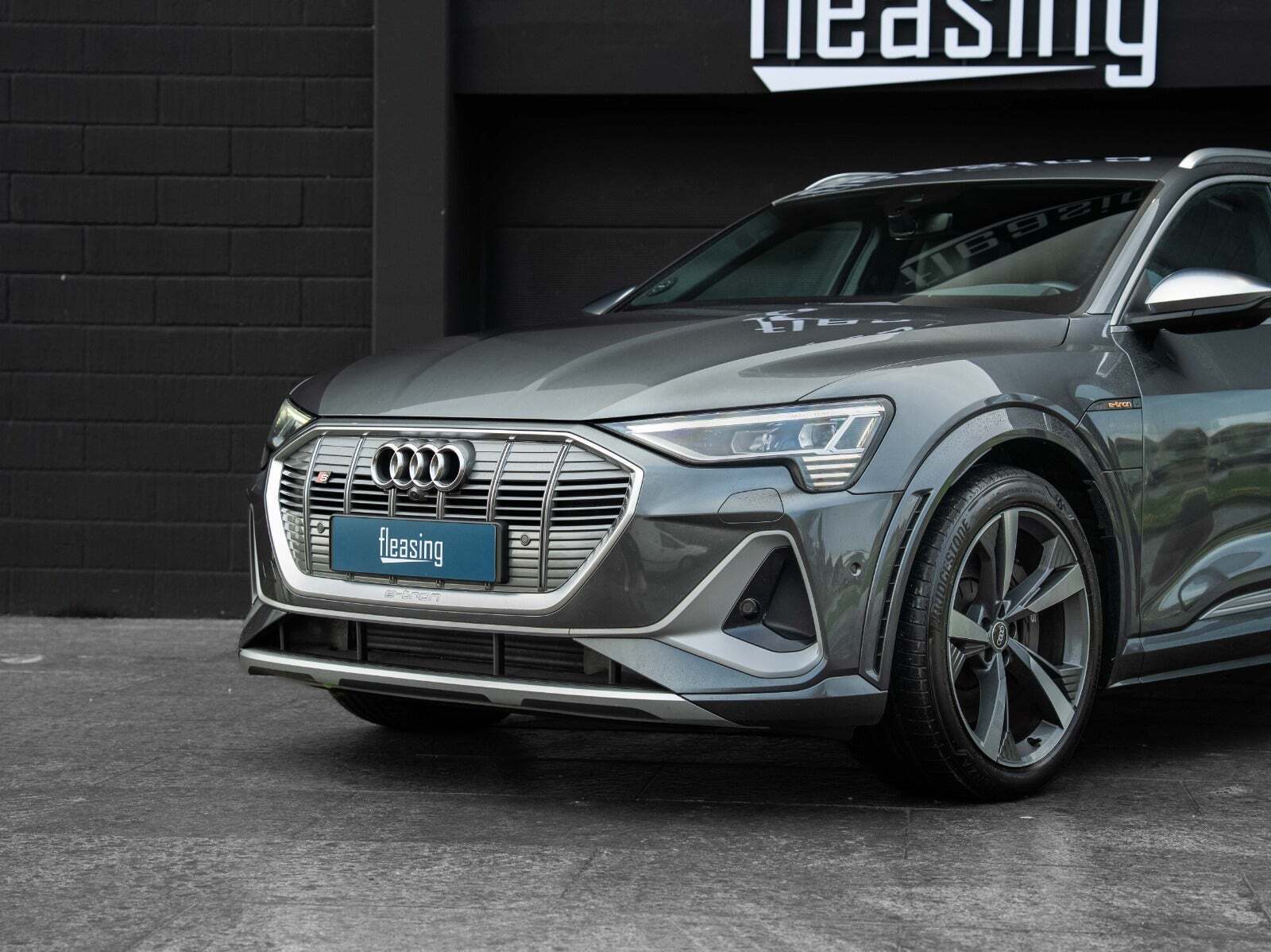 Audi e-tron S quattro