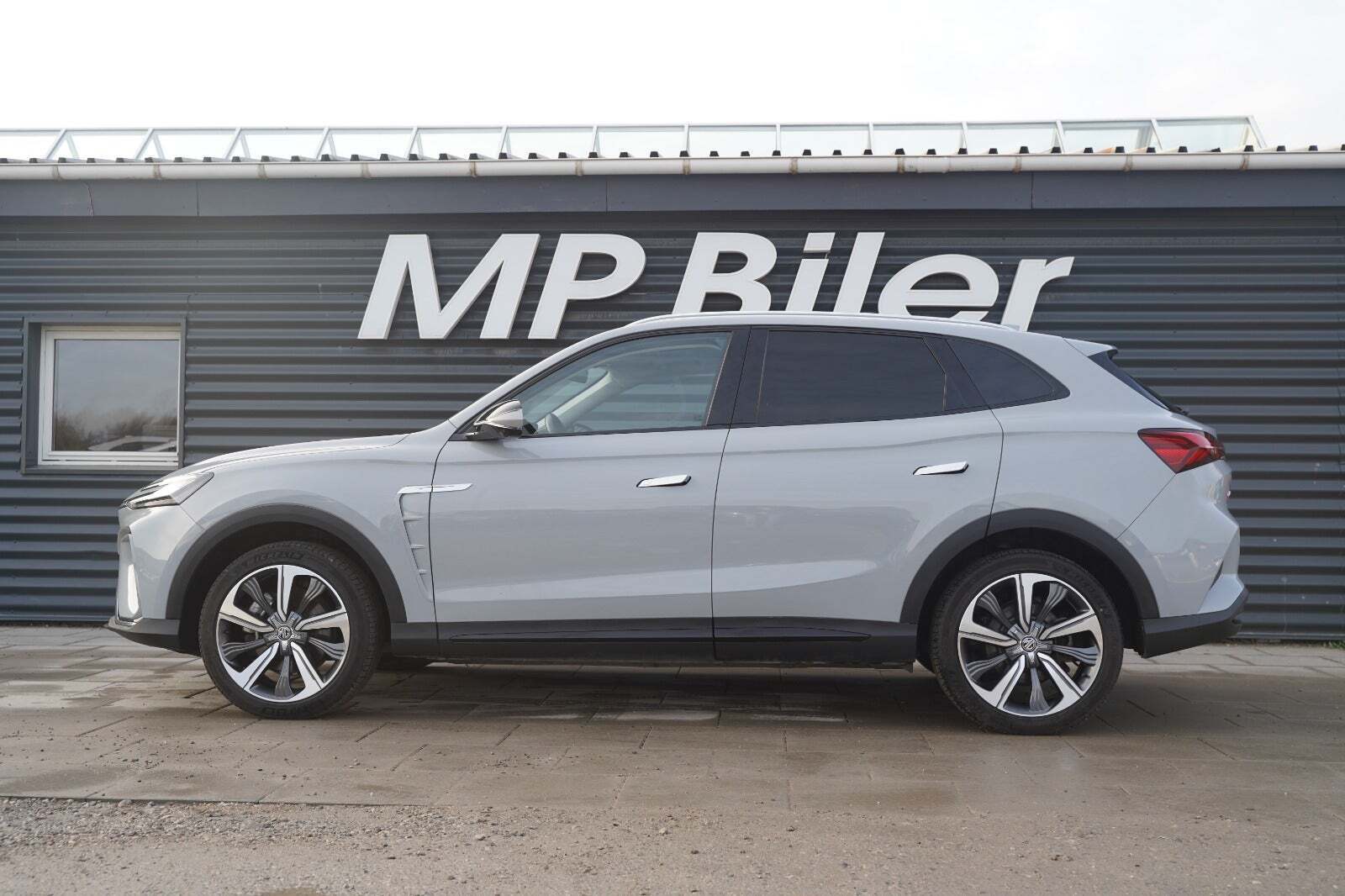 MG Marvel R Performance