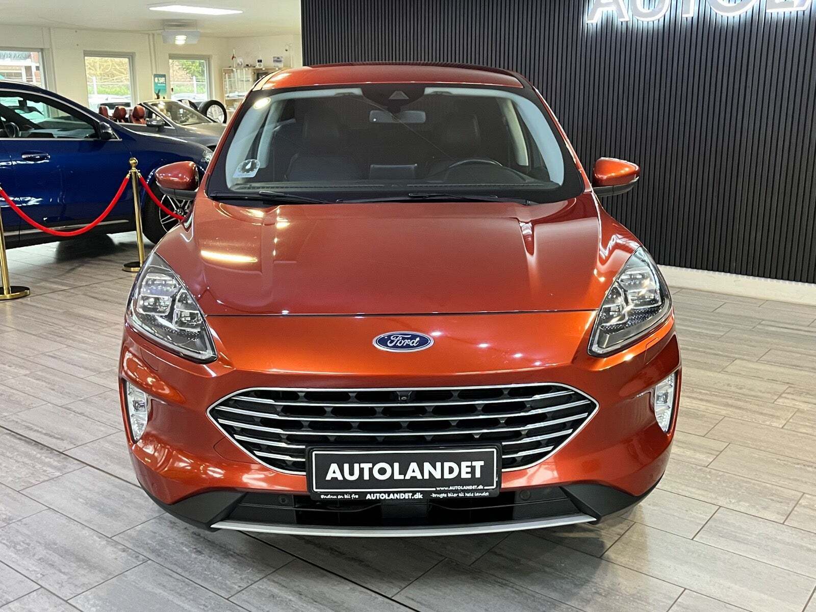 Ford Kuga 2,5 PHEV Titanium X CVT