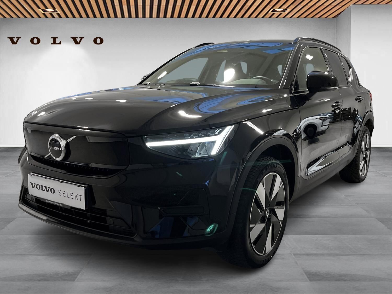 Volvo XC40 Recharge Extended Range Plus 252HK 5d Aut.