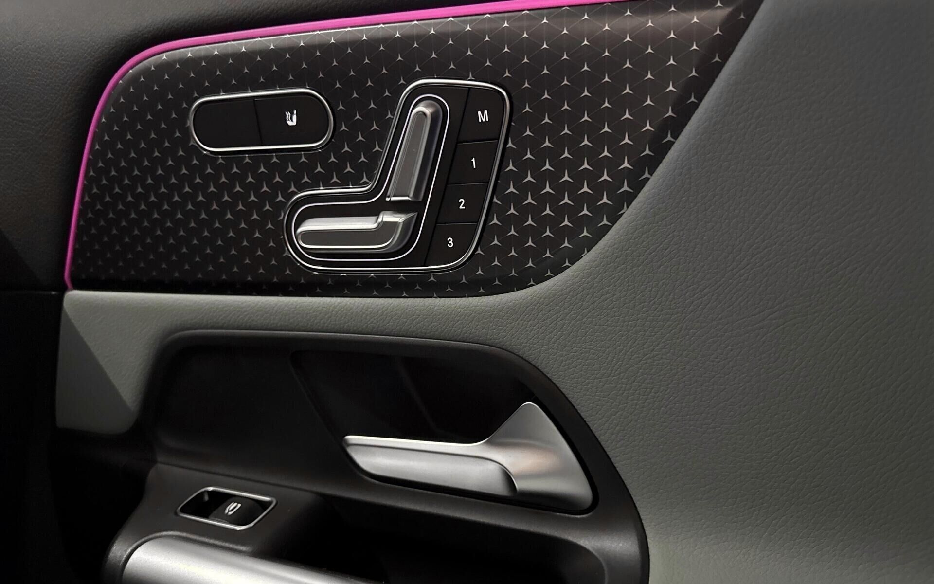 Hvid Mercedes EQA 250+ fra 2024