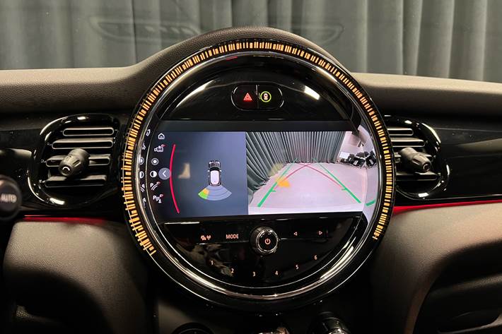 Grå Mini Cooper fra 2022