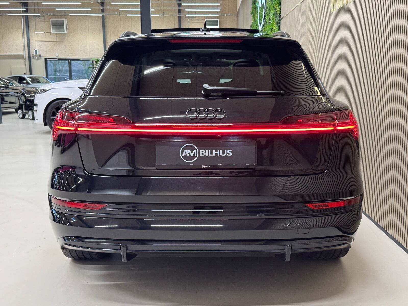 Audi e-tron 55 S-line quattro