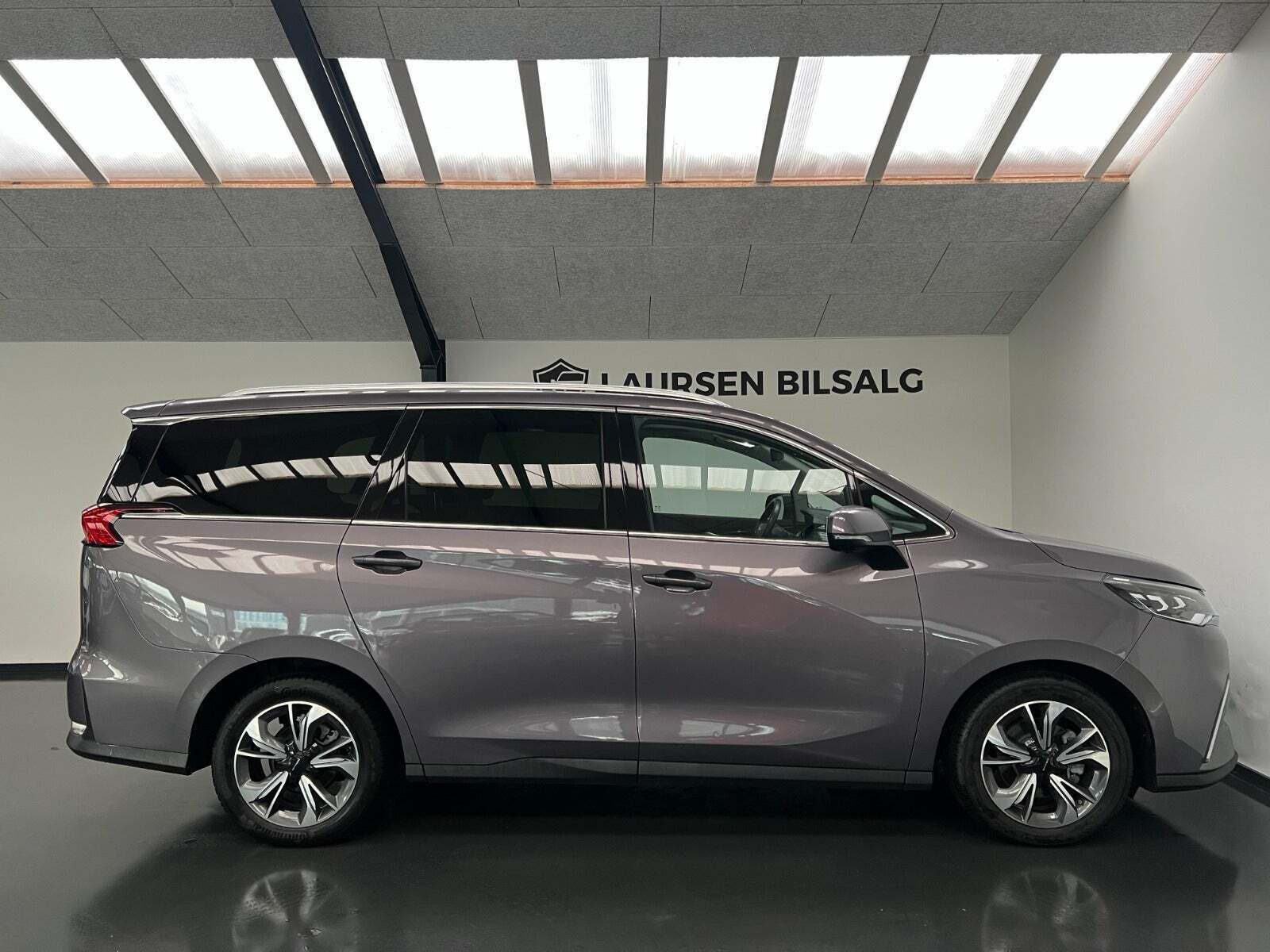 Maxus Euniq5 52 7prs