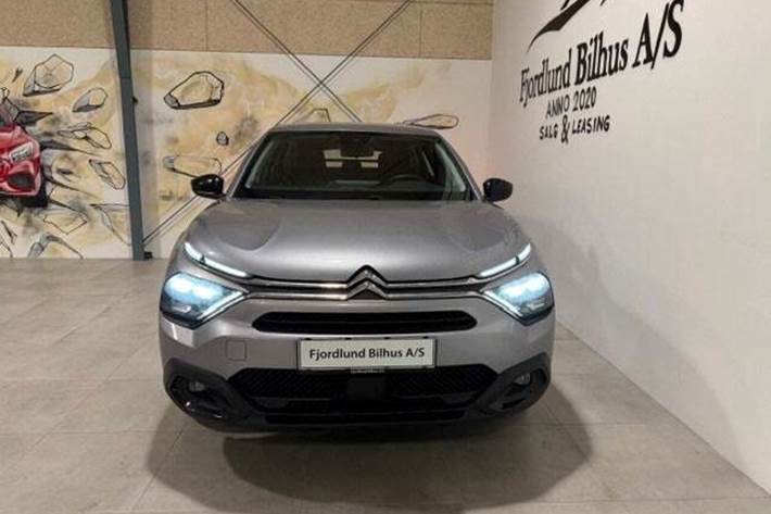 Grå Citroën ë-C4 fra 2024
