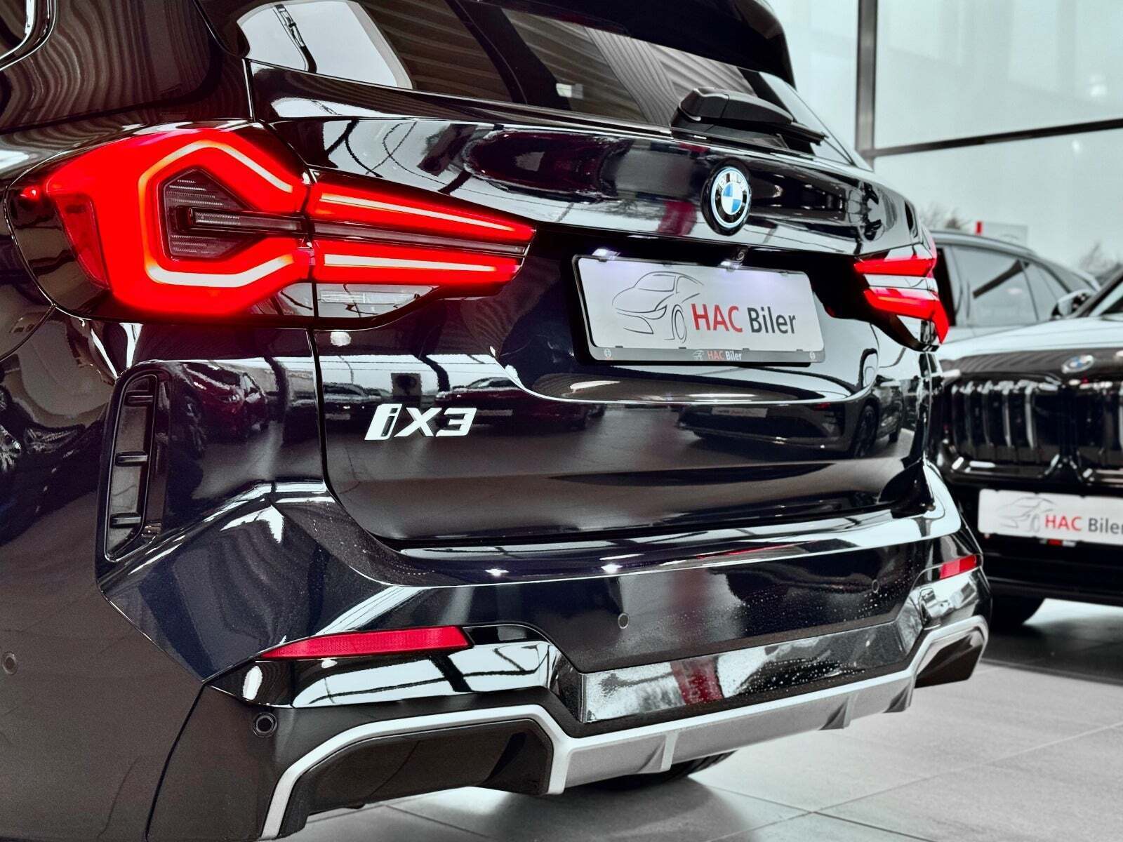 BMW iX3 Charged Plus M-Sport