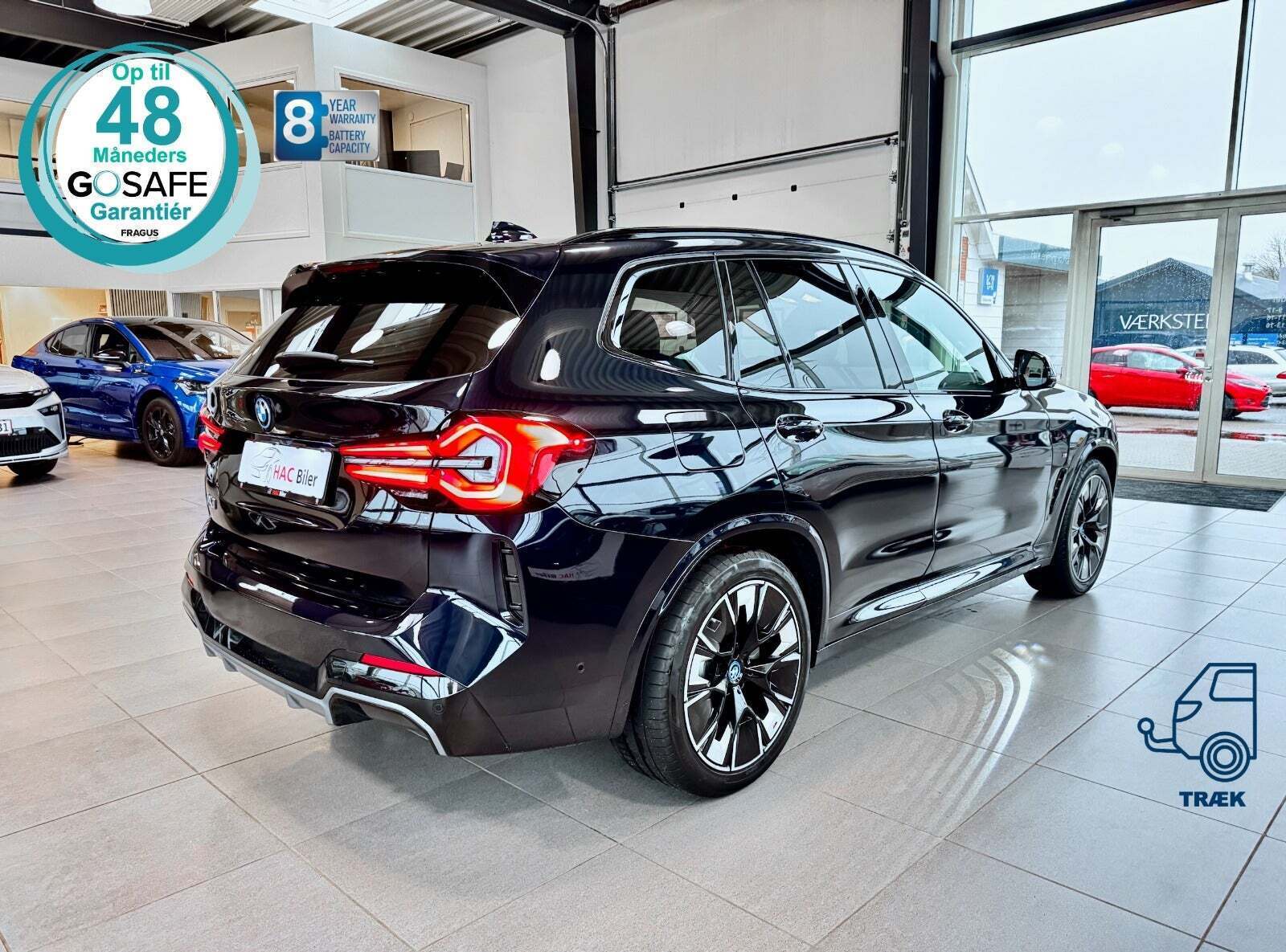 Sort BMW iX3 fra 2024