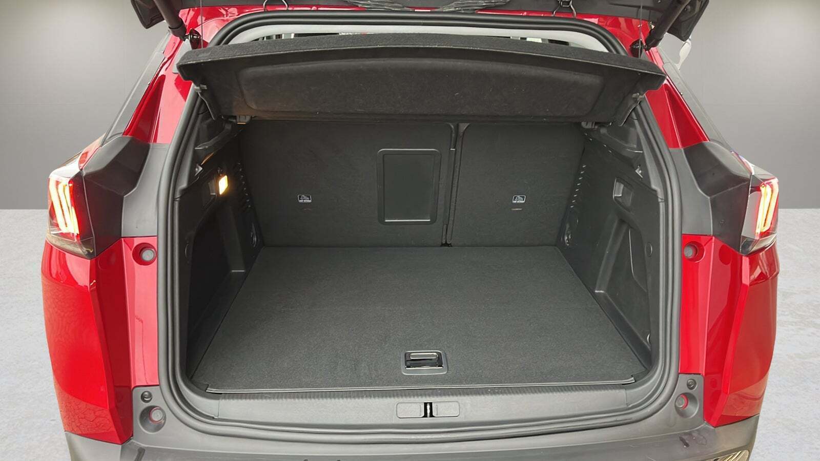 Peugeot 3008 1,6 Hybrid Allure Pack EAT8