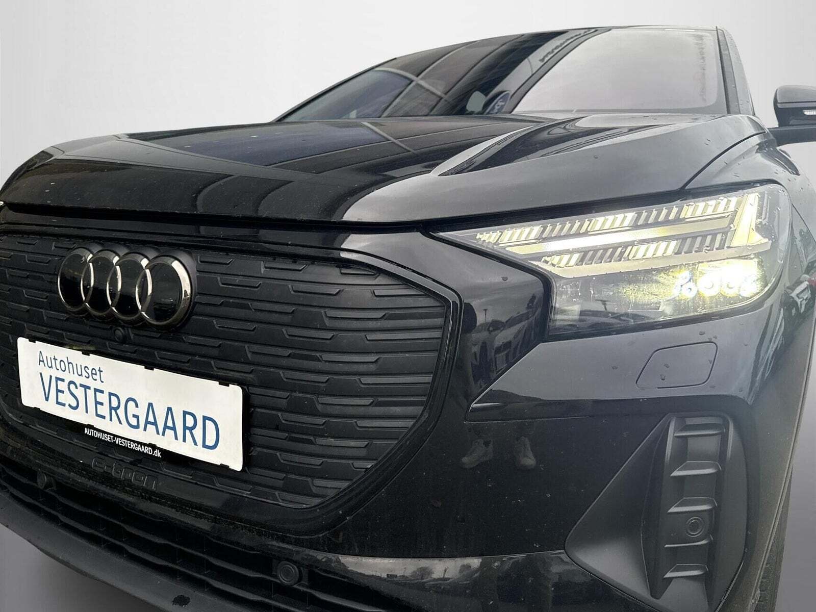 Sort Audi Q4 e-tron fra 2024