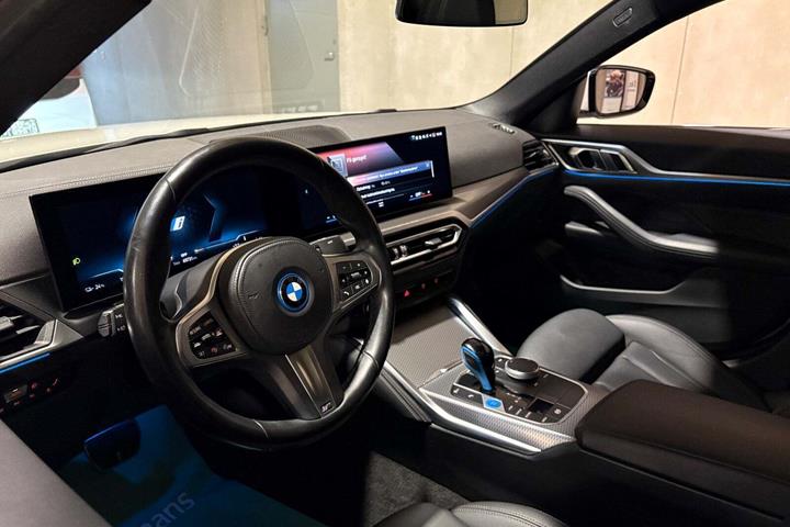 Hvid BMW i4 fra 2022