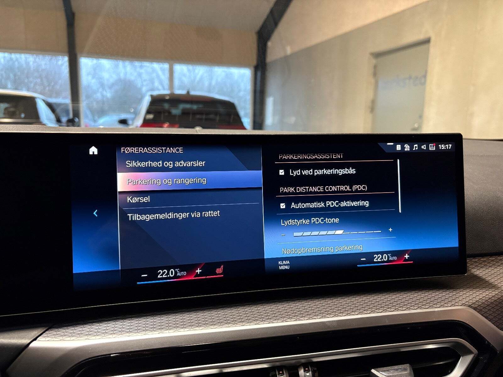 Hvid BMW i4 fra 2022