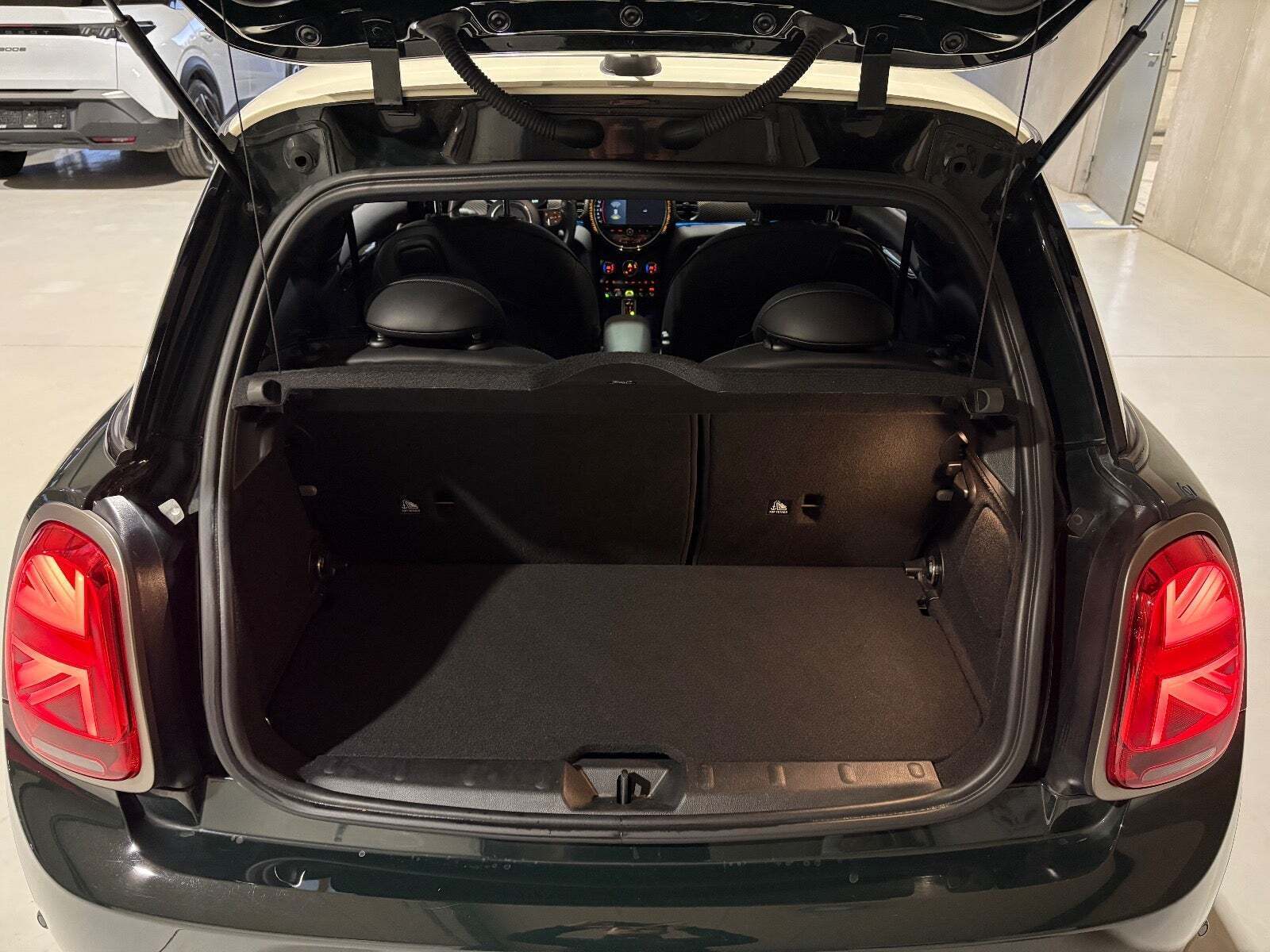 Mini Cooper SE Resolute Edition