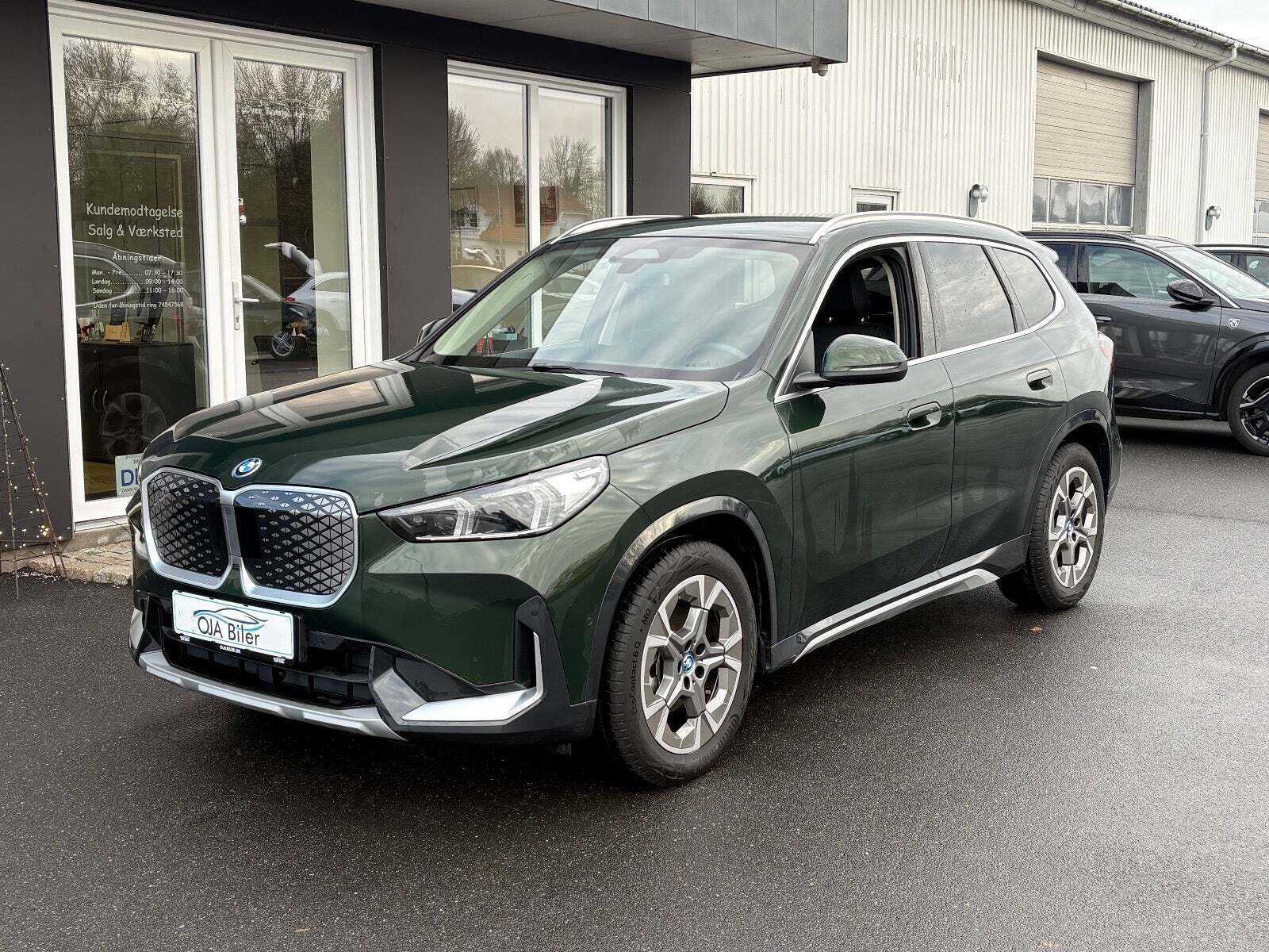 BMW iX1 eDrive20 X-Line