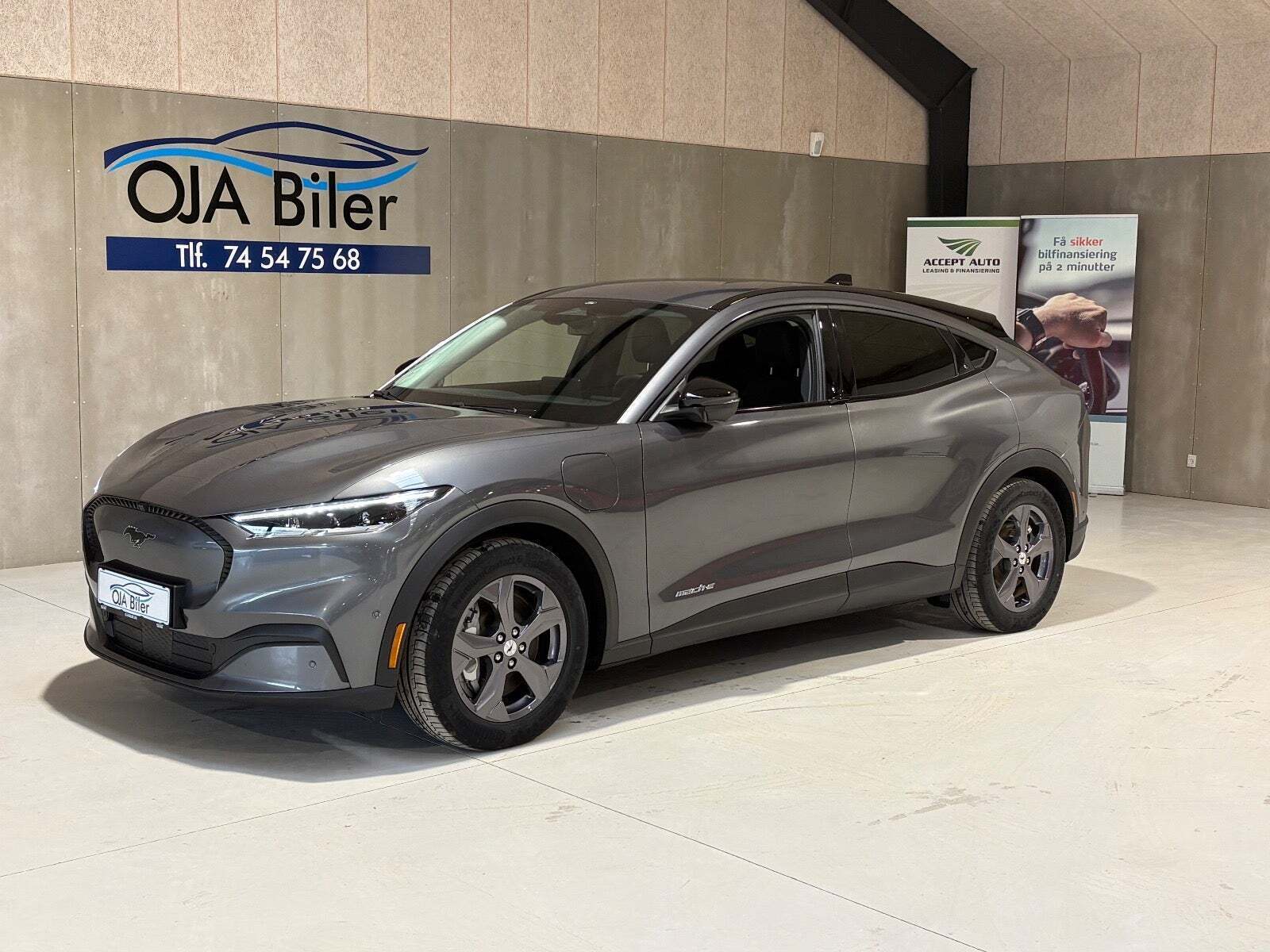 Ford Mustang Mach-E 75 Standard Range