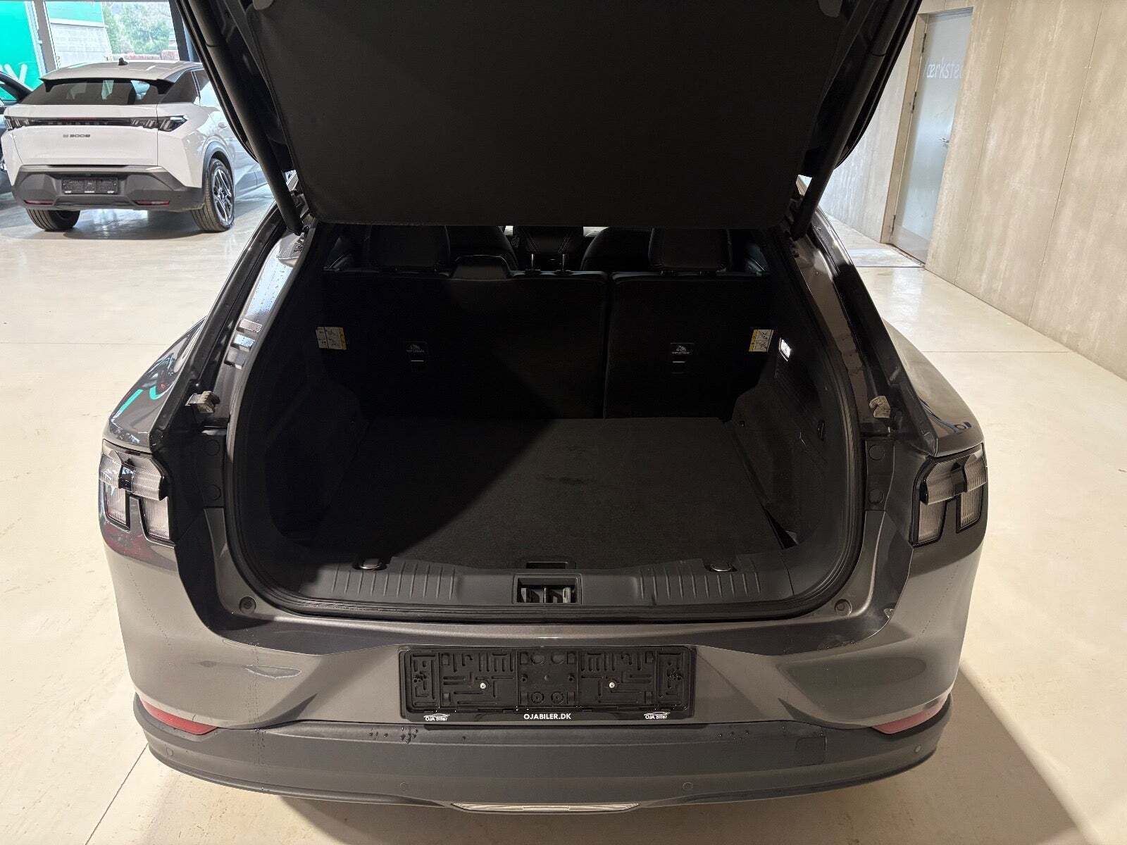 Ford Mustang Mach-E 75 Standard Range