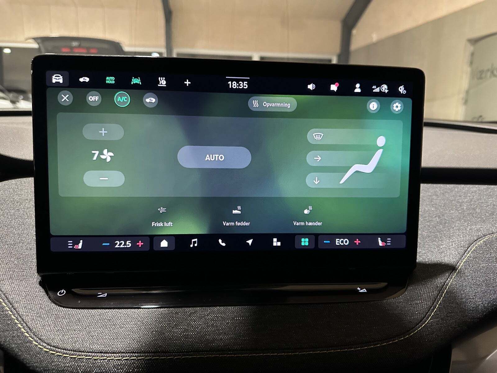 Grå Skoda Elroq fra 2025
