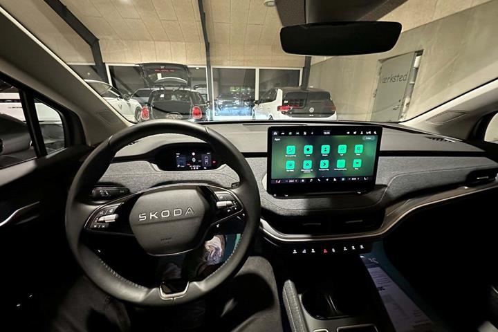 Grå Skoda Elroq fra 2025