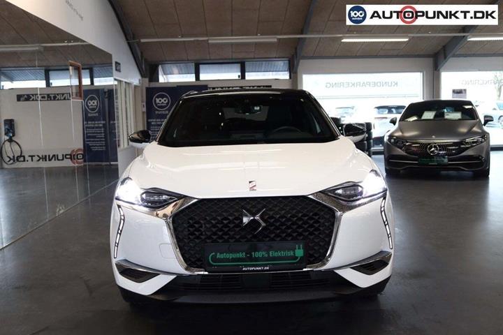 Hvid DS DS 3 CrossBack fra 2022 set udefra