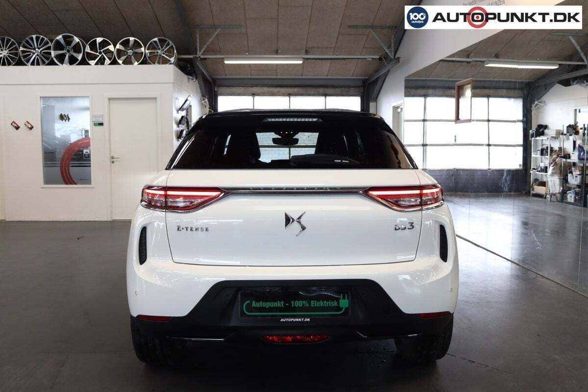 Hvid DS DS 3 CrossBack fra 2022