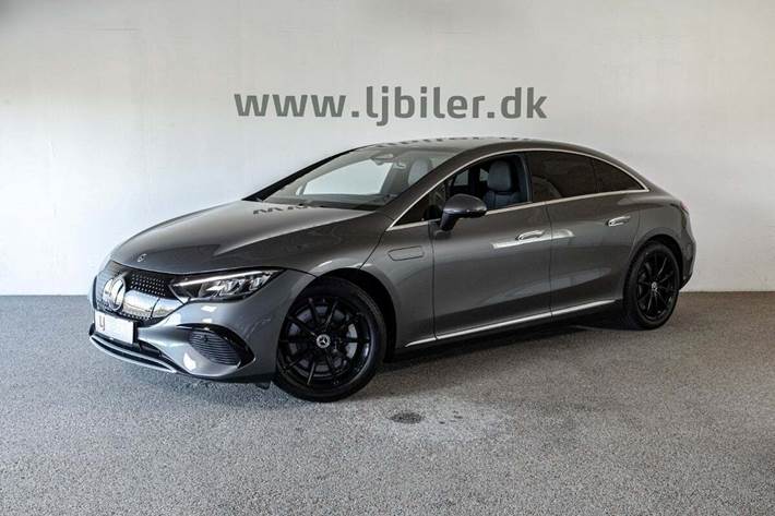 Grå Mercedes EQE300 fra 2023