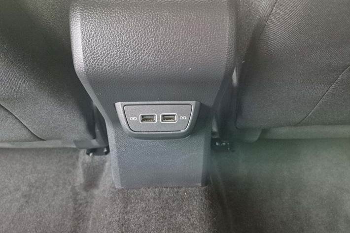 Grå VW Polo fra 2019