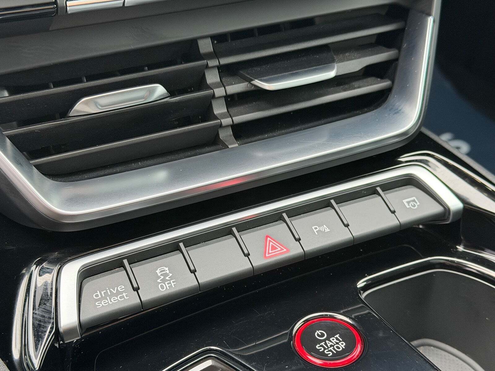 Grå Audi e-tron GT fra 2022