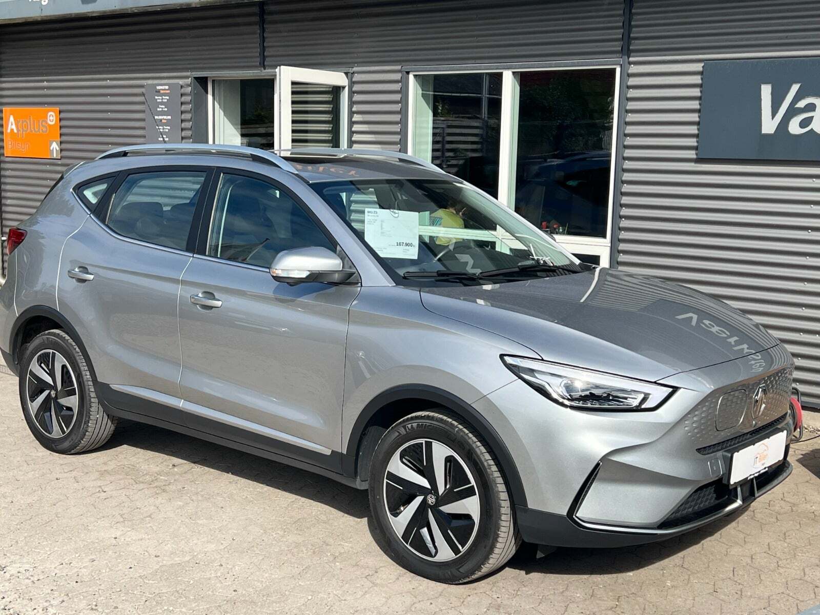 Sølv MG ZS fra 2022