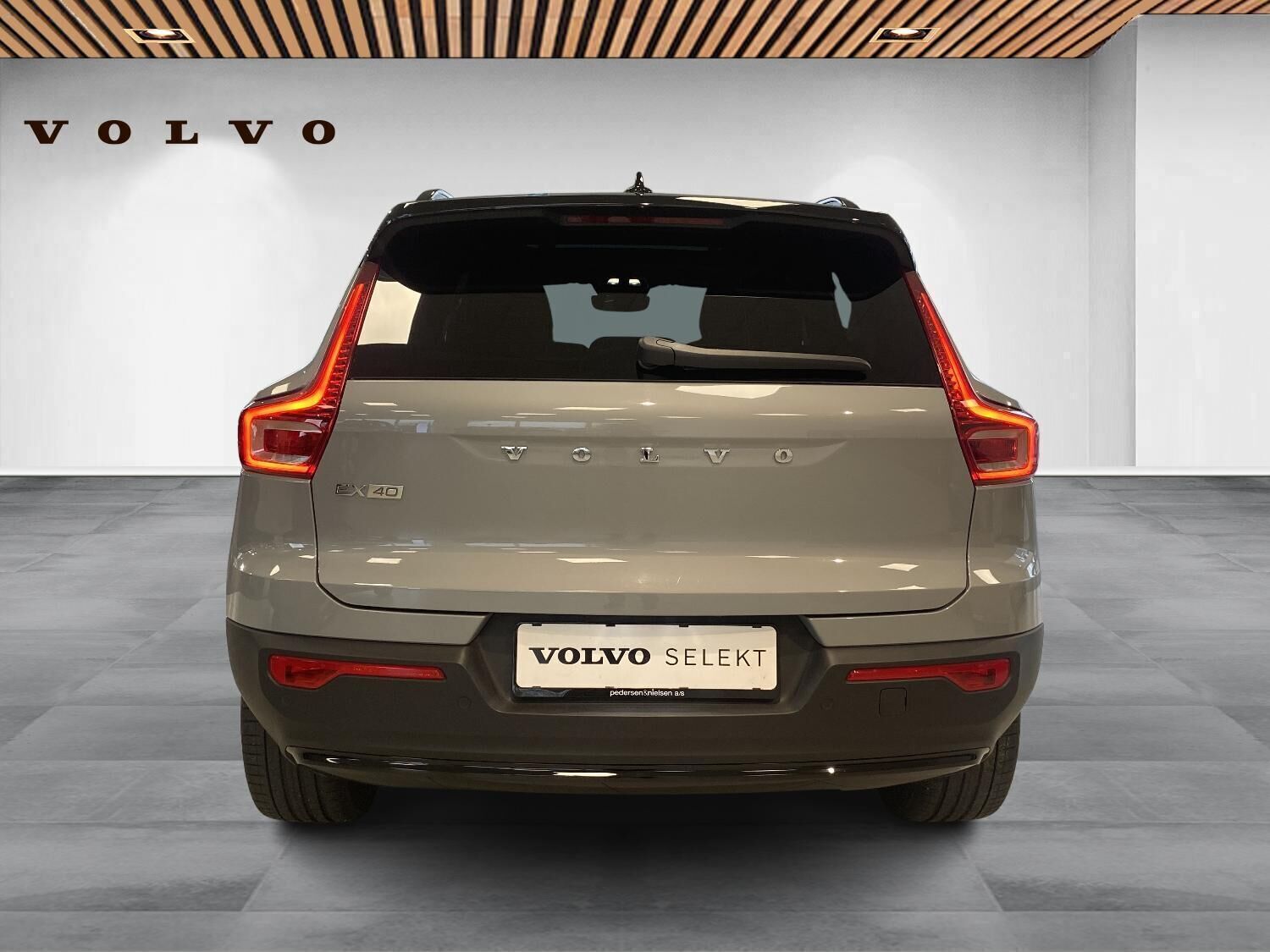 Volvo EX40 Single Motor Extended Range Ultra 252HK 5d Aut.