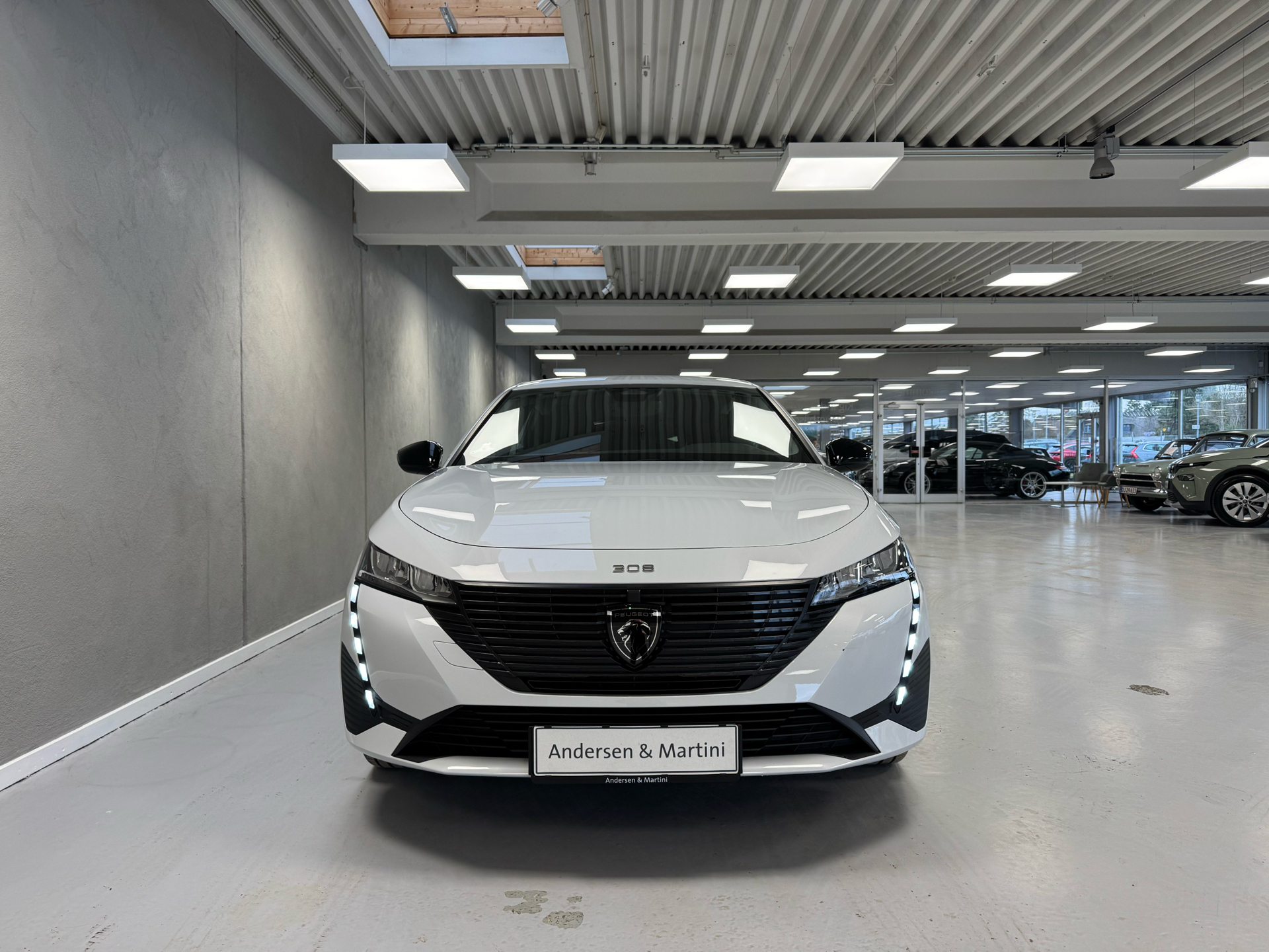 Peugeot E-308 EL Style 156HK Stc Aut.