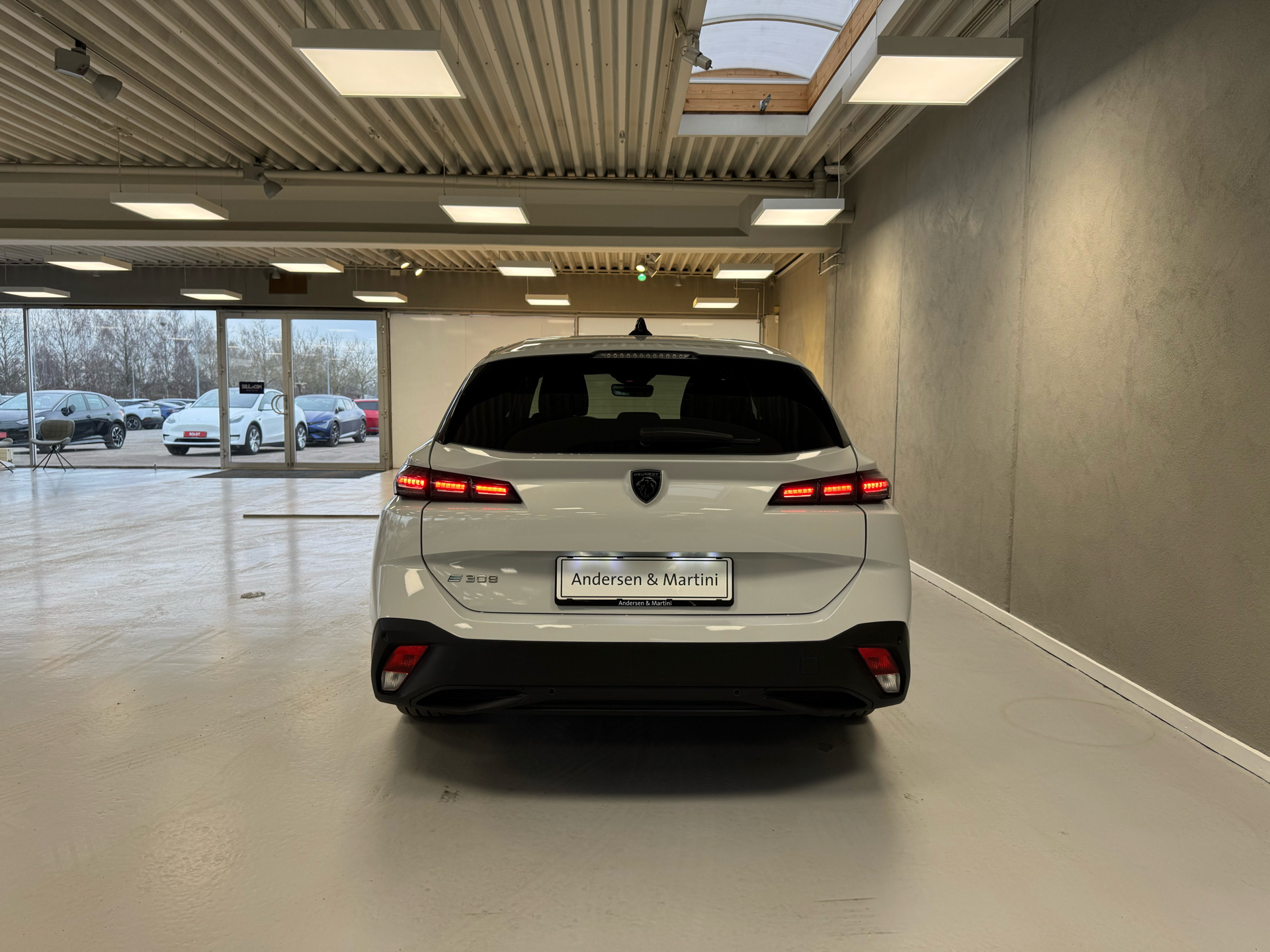 Peugeot E-308 EL Style 156HK Stc Aut.