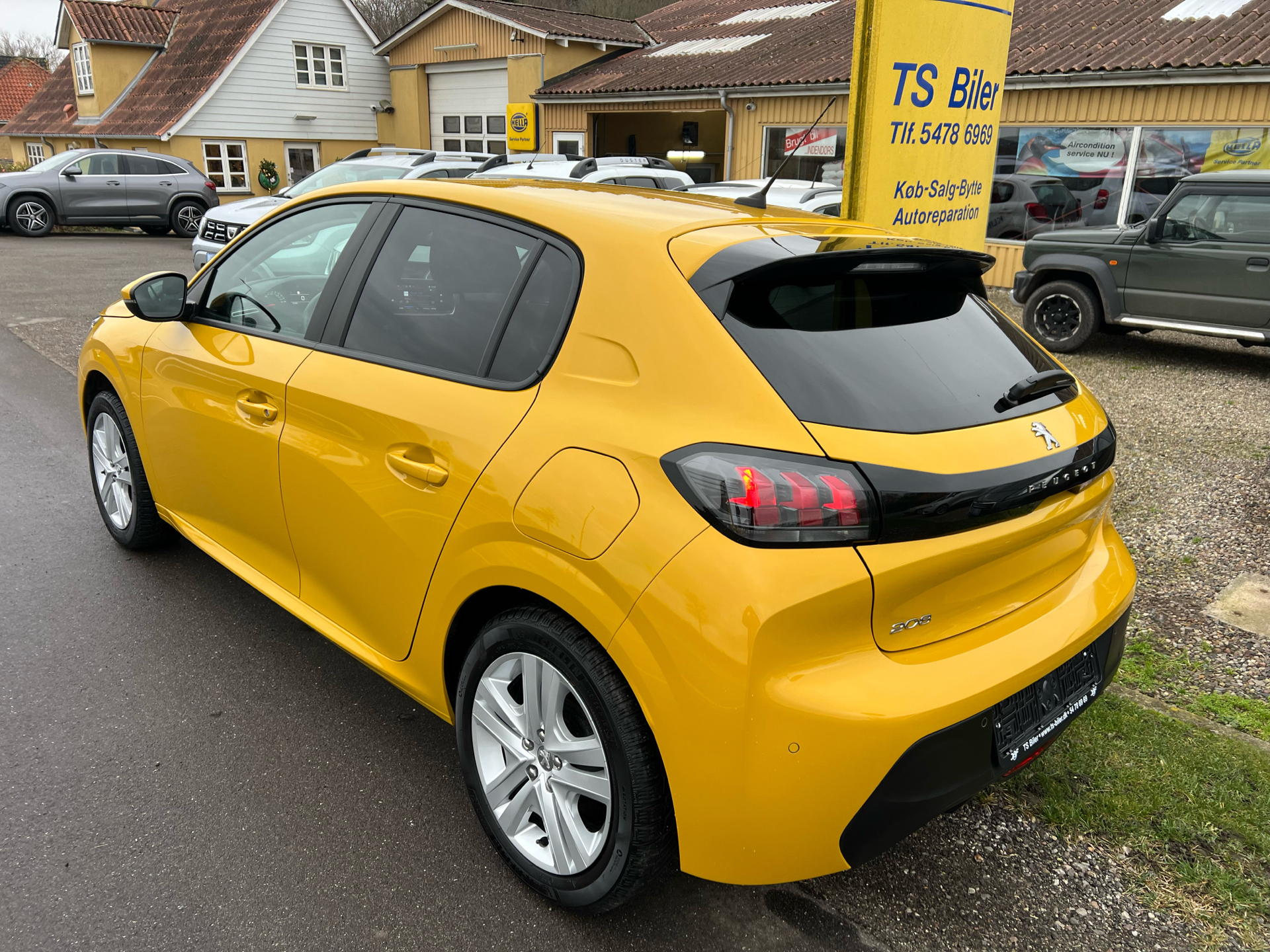 Peugeot 208 1,2 PureTech Active Limited 75HK 5d