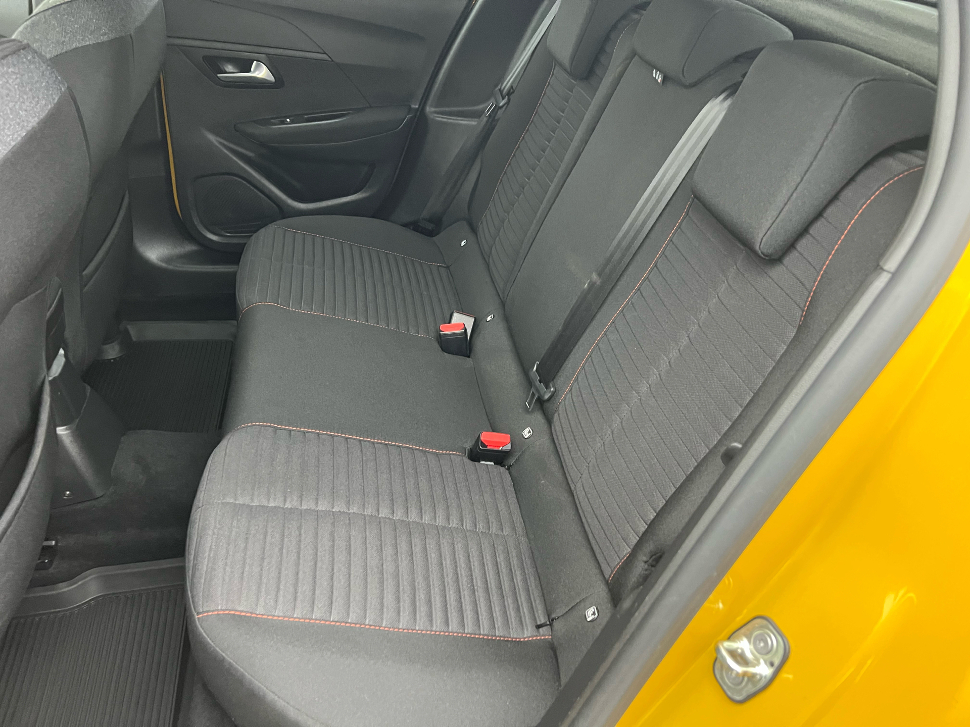 Peugeot 208 1,2 PureTech Active Limited 75HK 5d