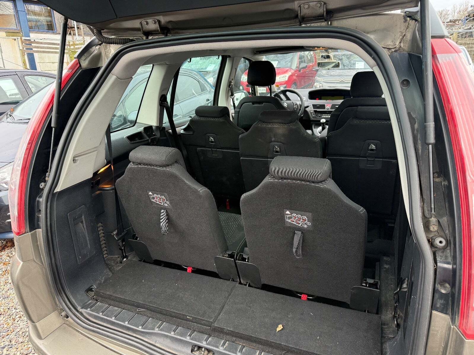 Brun Citroën Grand C4 Picasso fra 2009