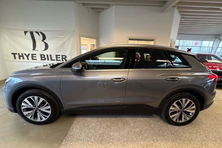 Grå Audi Q4 e-tron fra 2022