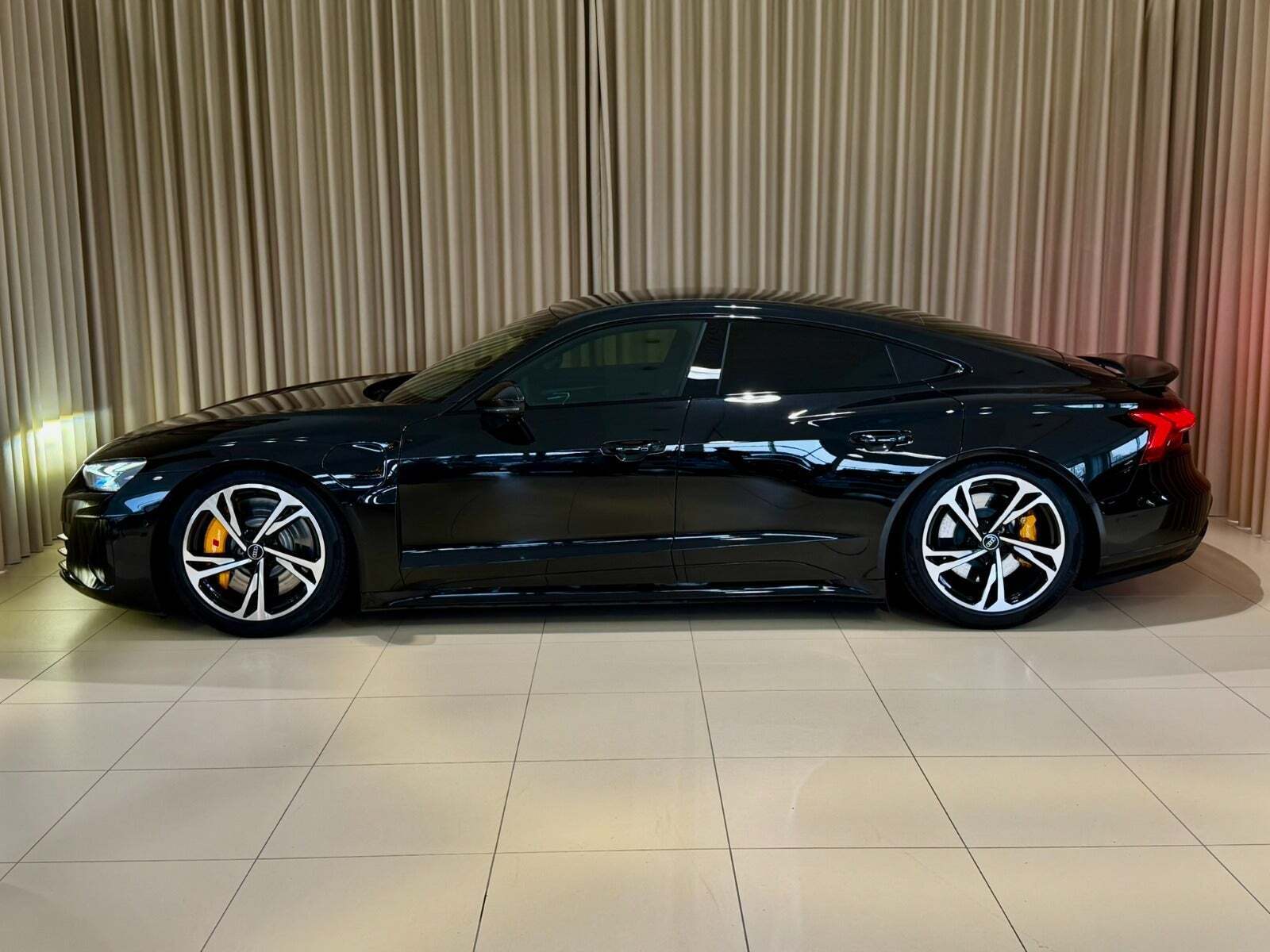 Audi e-tron GT quattro