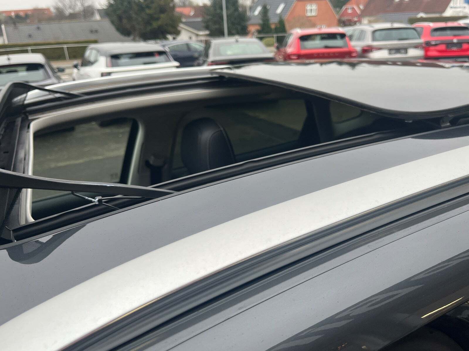 Grå MG Marvel R fra 2023