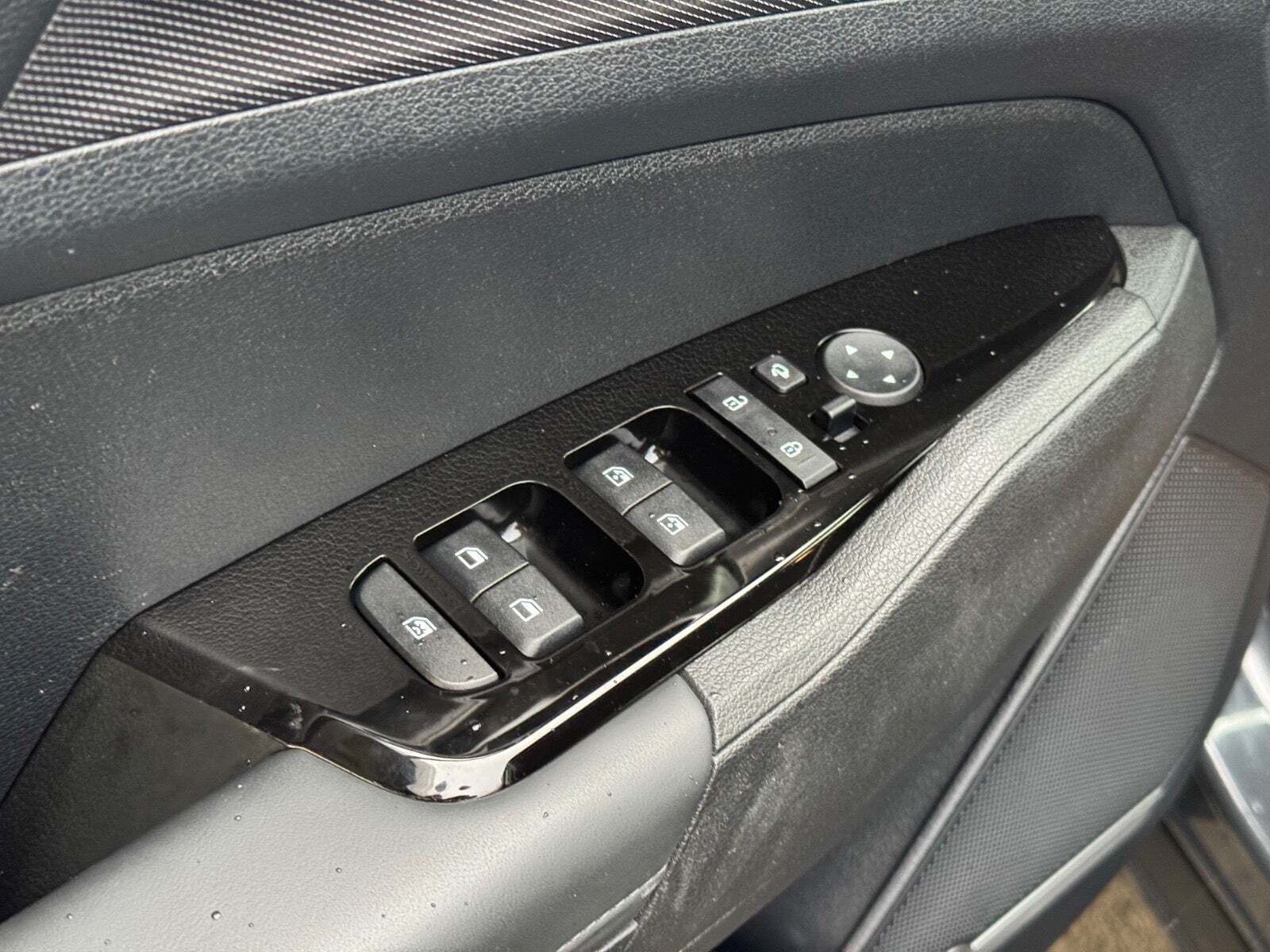 Grå Kia Sportage fra 2022