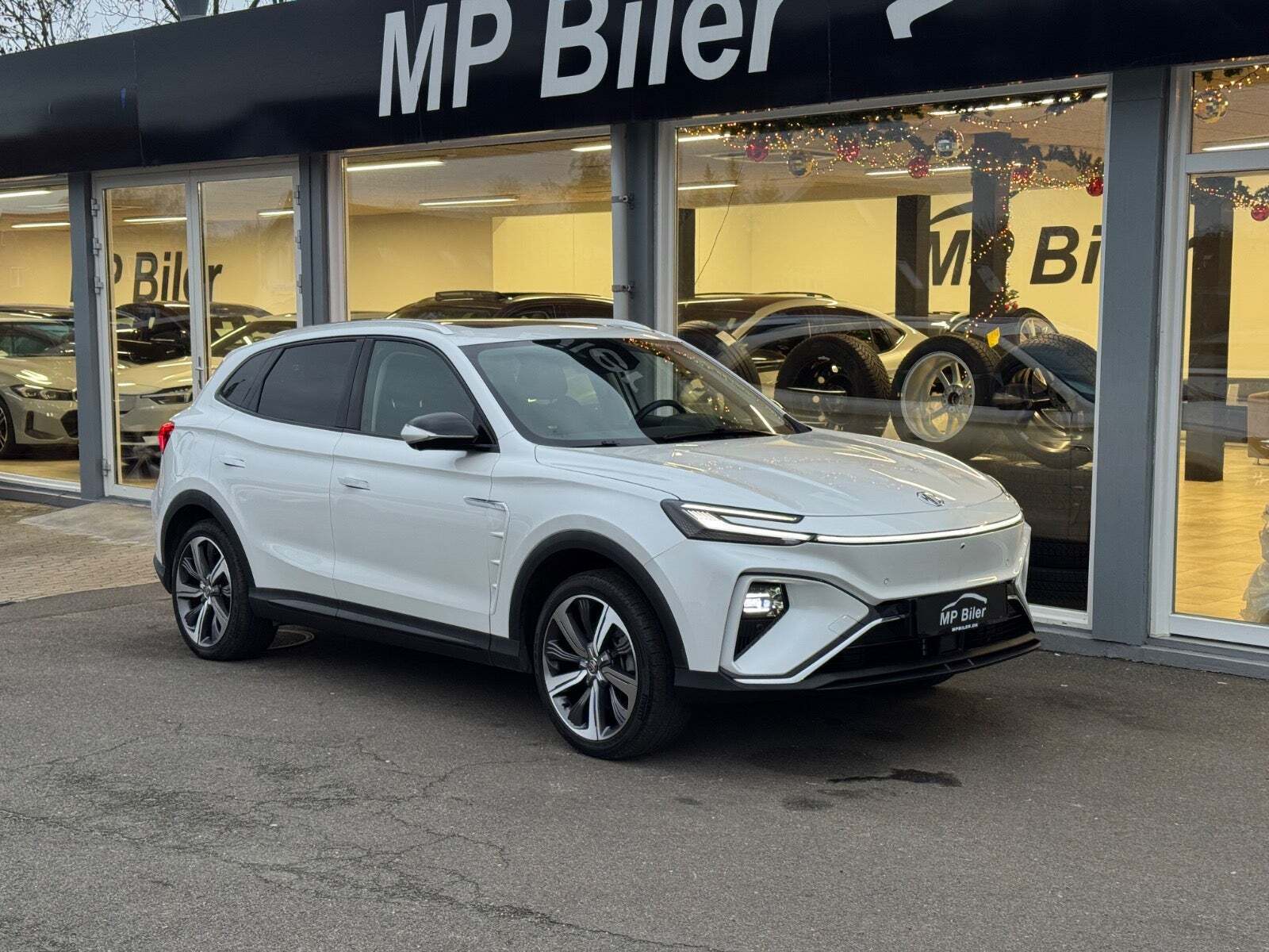 MG Marvel R Performance