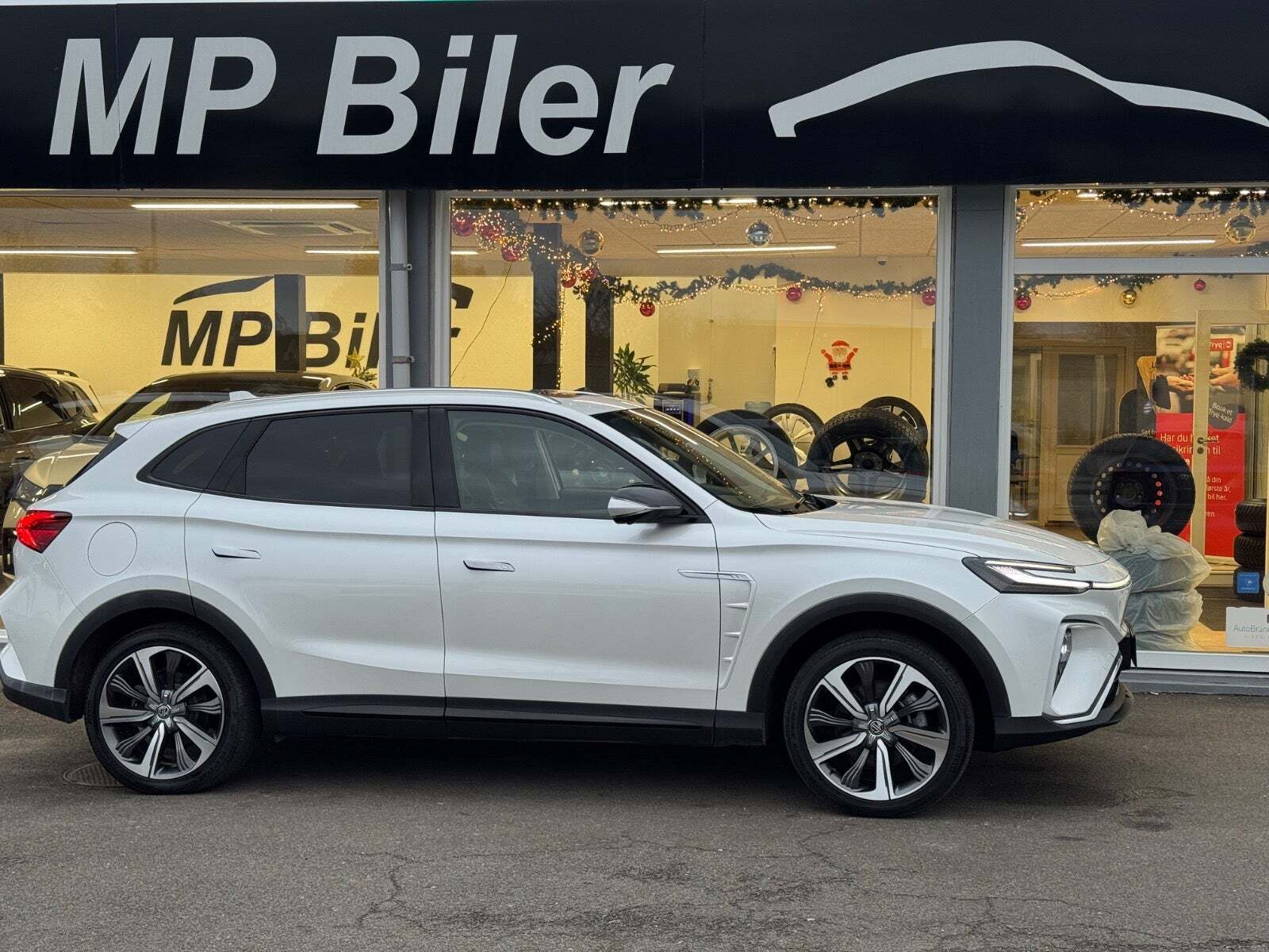 MG Marvel R Performance