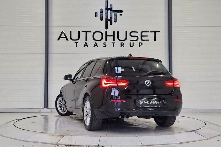 Sort BMW 120d fra 2016