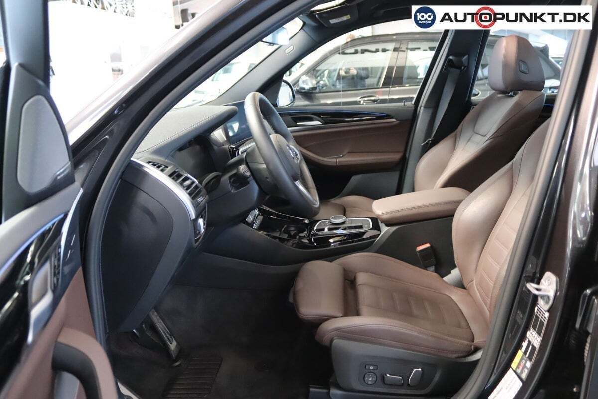 BMW iX3 Charged Plus M-Sport