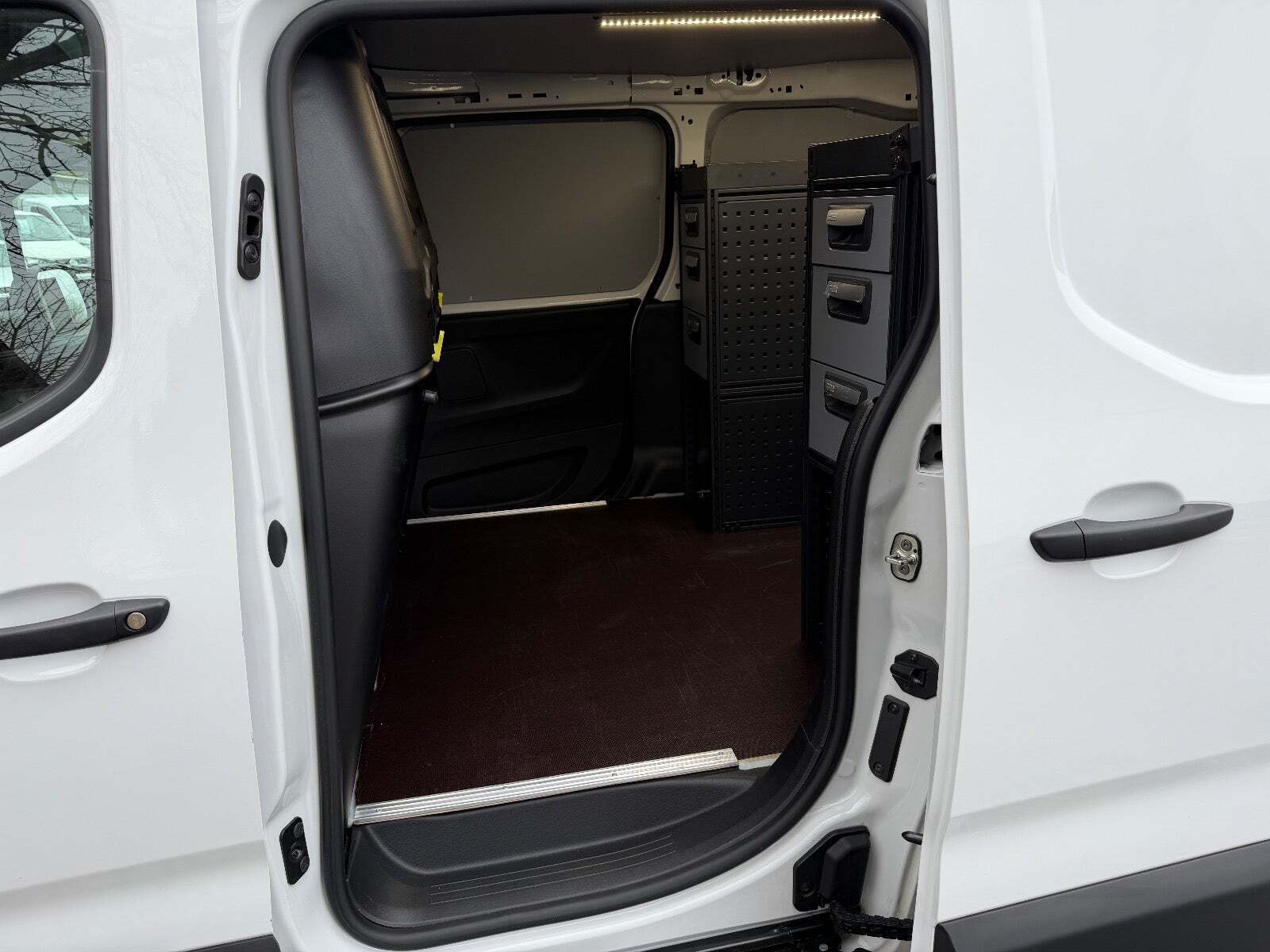 Toyota ProAce City 1,5 D 130 Long Comfort aut.